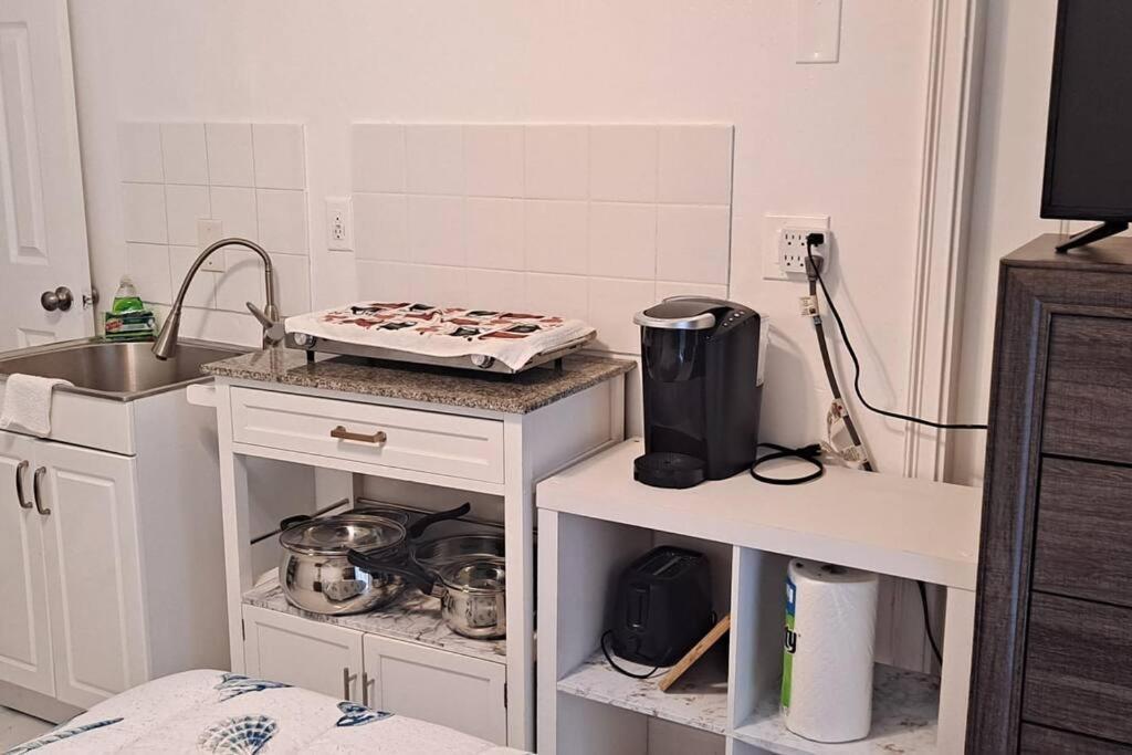 Brand New Studio Apartment Веро-Біч Екстер'єр фото